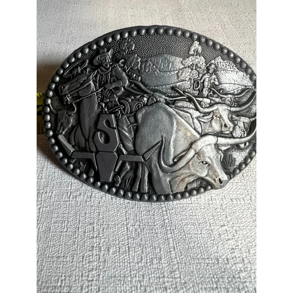 Zee Series ADM Western Cowboy Longhorn Cattle Belt Buckle Pewter Tone  Vintage